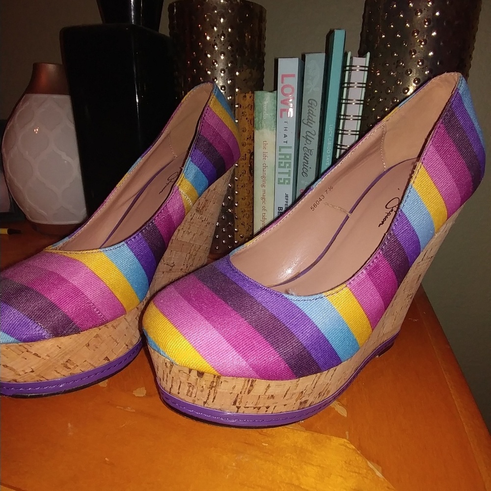 Multicolor Wedges